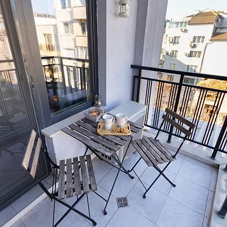 아파트 The Captain Be My Guests! By Rv 바르나